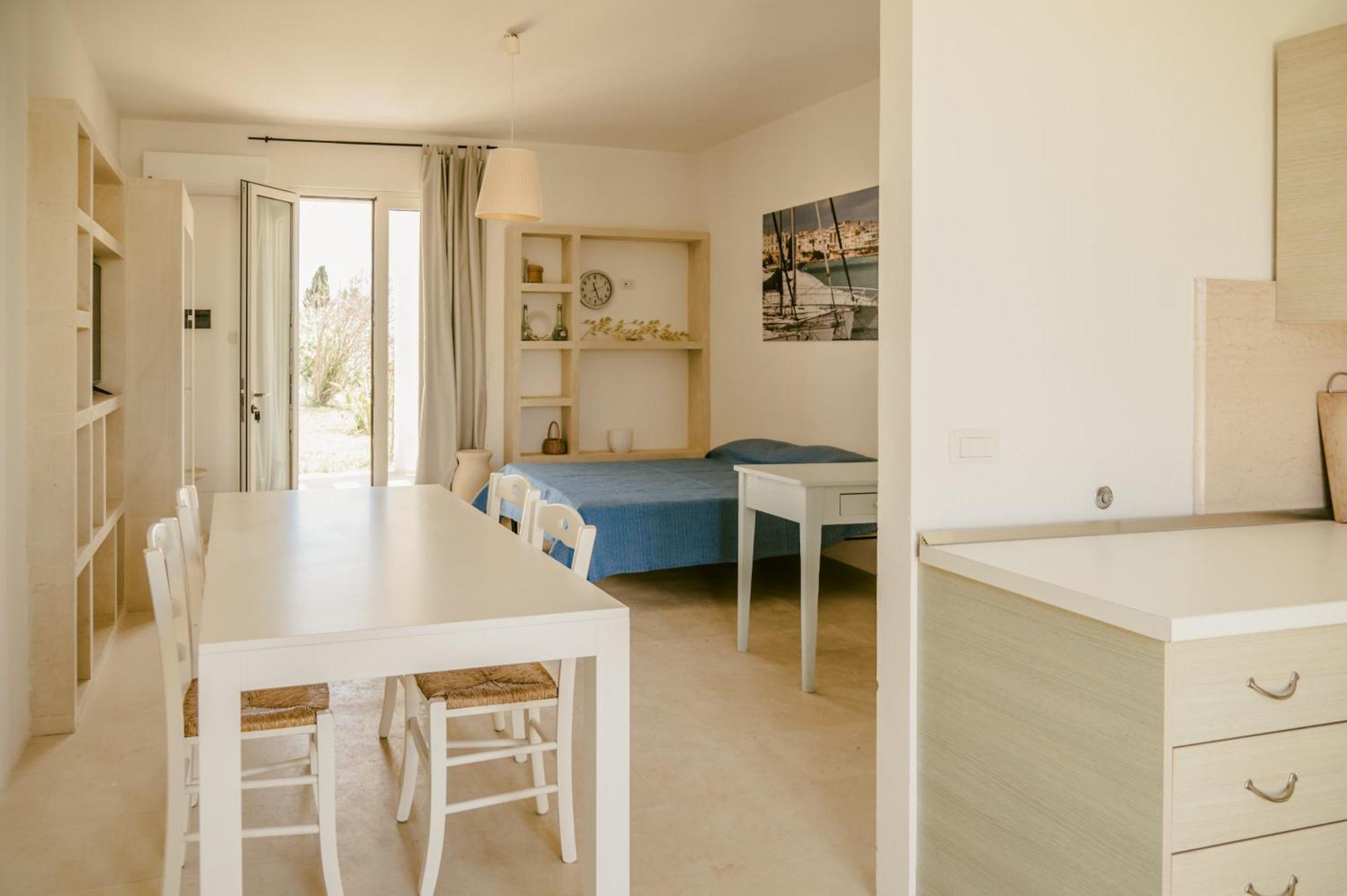 Villa Del Ponente Otranto 阿利米尼 外观 照片